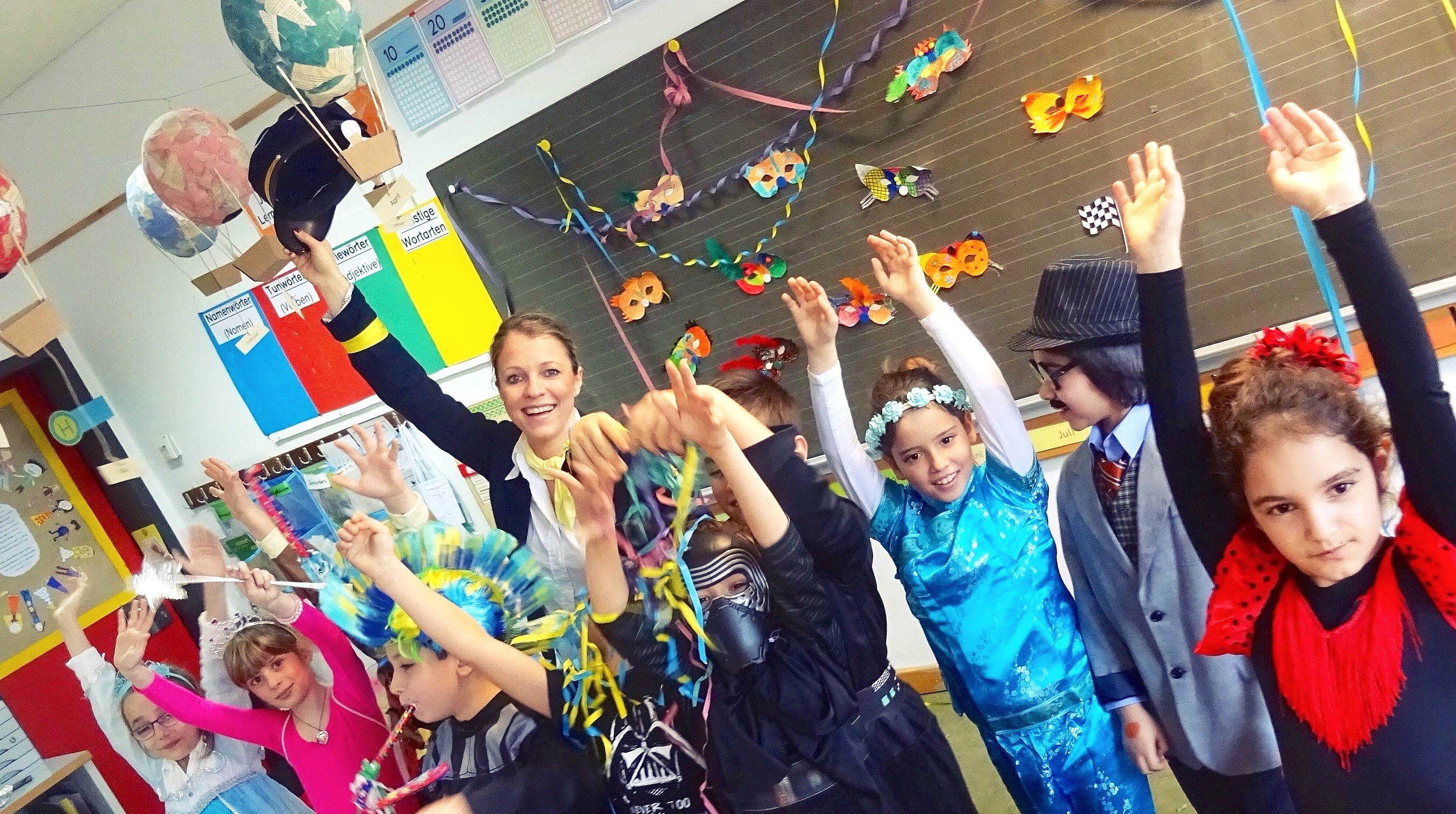 Karneval in der Grundschule 2016