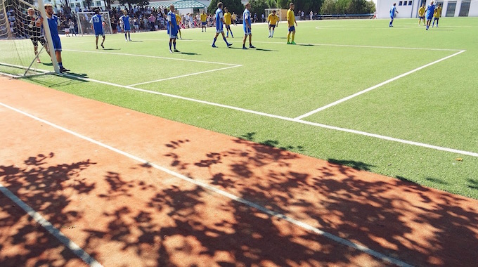 Fußballspiel Schüler gegen Lehrer